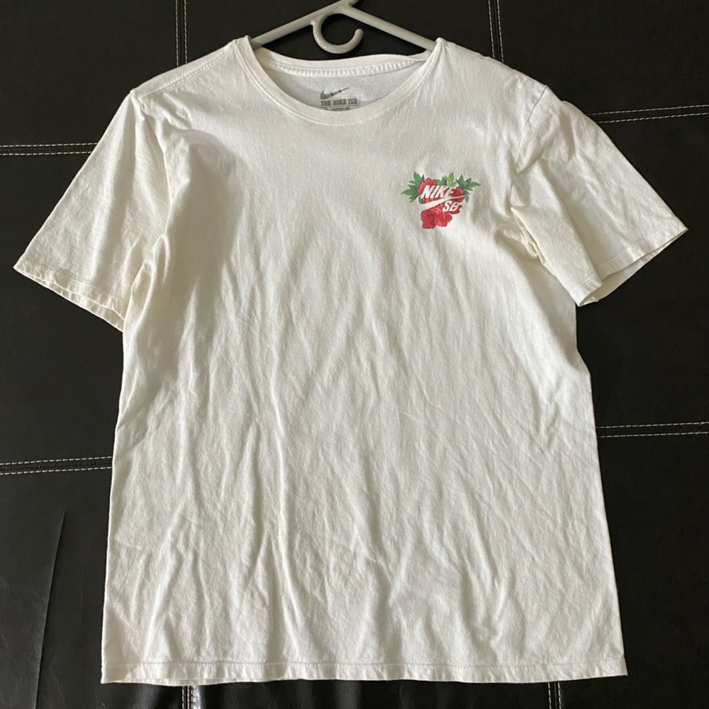 Nike SB Shirt